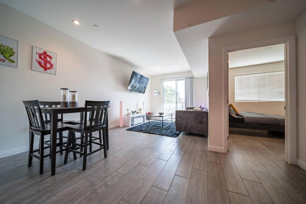 Hype Inspired Urban Escape 3 Bed By Sofi And Lax Apartamento